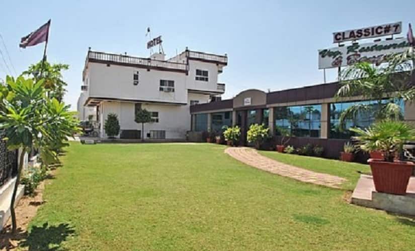 Hotel Classic 7 & Restaurant, Jaipur 1